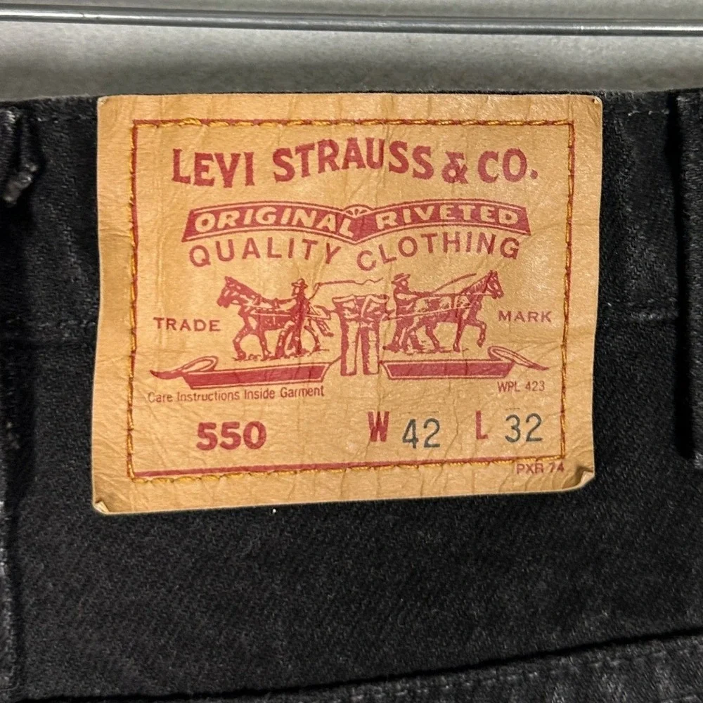 Levi 550 Jeans Mens 42X32 Black Relaxed Fit Tapered Leg Denim Made In Canada